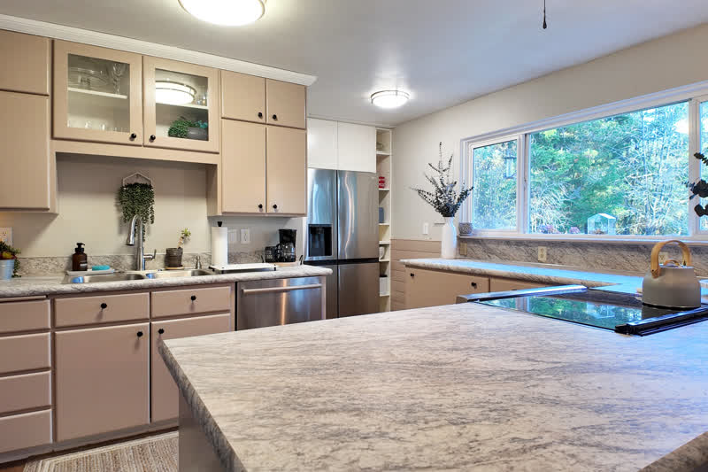 Chehalis Country Home real estate photography &mdash; Kitchen, Chehalis, WA